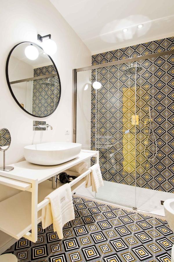 Toraldo Suites - Appartamenti di Charme a Napoli Esterno foto